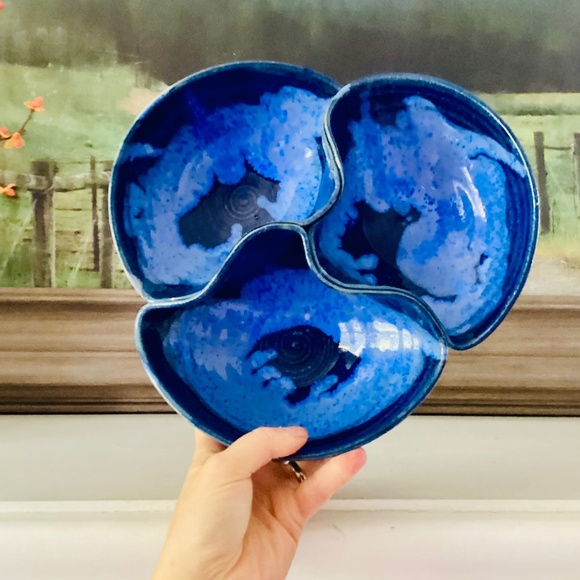 Studio Pottery Blue Glaze Triple Pinched Large Bowl Serving Dish Artist Signed - Picture 1 of 12